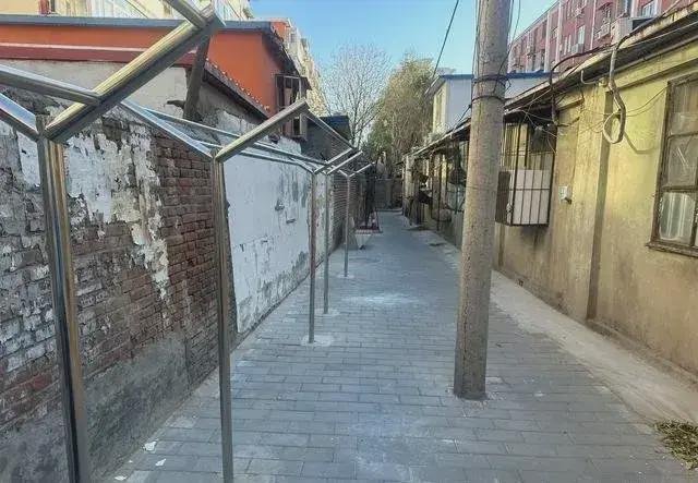 乱建居民想提升小区环境的愿望实现了K8凯发登录拆除700平方米私搭
