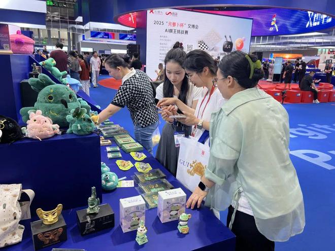 堆文创亮相深圳文博会!火爆!罗江非遗、三星(图8) 堆文创亮相深圳文博会!火爆!罗江非遗、三星(图8)